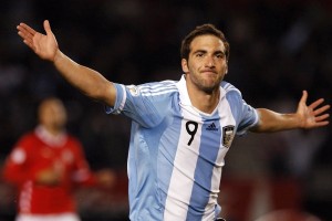 开云体育登录-南非完胜曼城，F1年度争冠的非洲觉醒与欧洲霸权裂痕